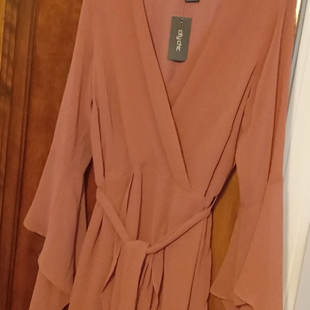Top - Picture 4 of 5